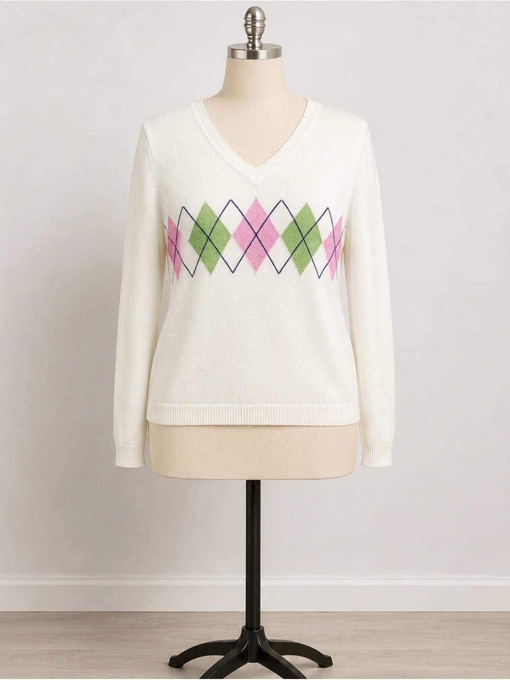 Liz Claiborne Size M White Pastel Argyle Long Sleeve Sweater